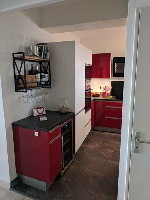 French Riviera Condo 4 Rent In Marina Baie Des Anges วิลล์เนิฟ-ลูเบ ภายนอก รูปภาพ